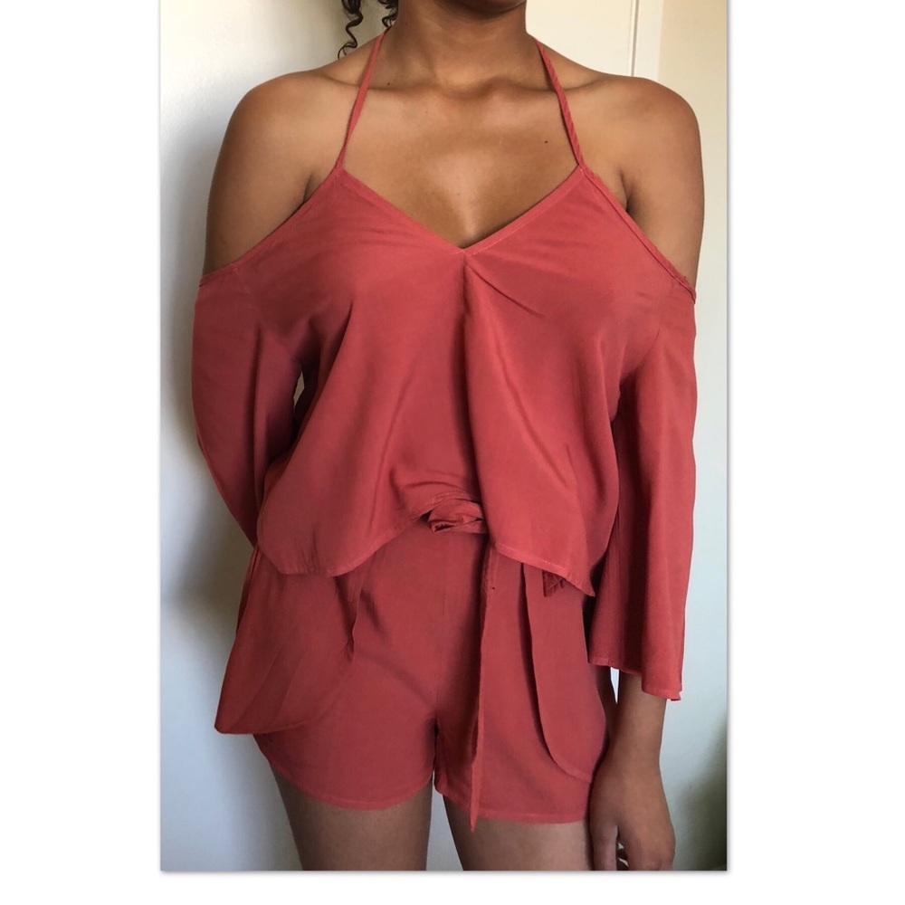 Sale! Sale! Last Chance! Super Cute Short Set - Picture 3 of 8